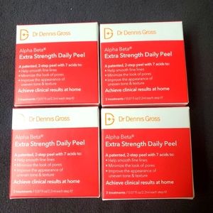 12 Treatments of DR. DENNIS GROSS ALPHA BETA EXTRA STRENGTH DAILY PEEL PADS.